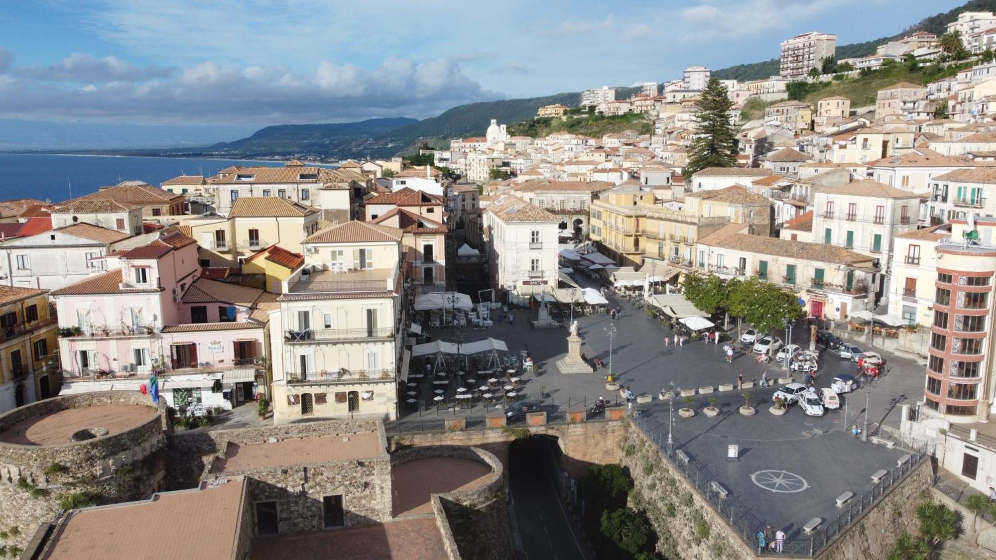 Hotel Della Piazza Pizzo  Dış mekan fotoğraf