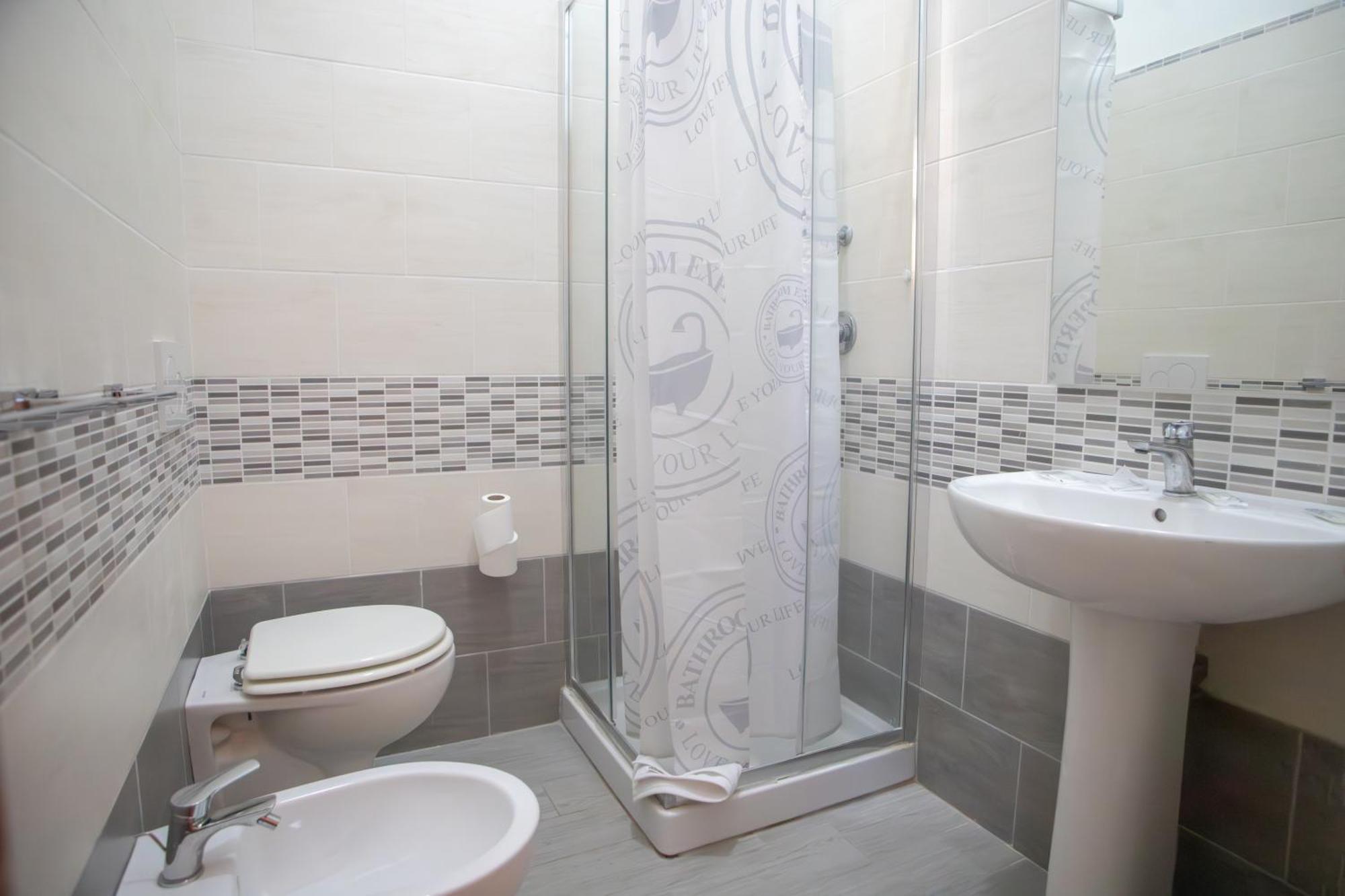 Hotel Della Piazza Pizzo  Dış mekan fotoğraf